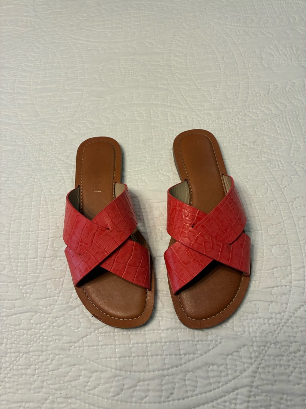Jack Rogers .Women's pink/coralCroc-Embossed Slide Sandals. Barely worn.size 8.